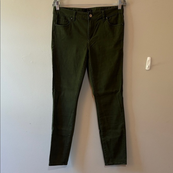 Ann Taylor Factory Dark Green Skinny Jeans Size 6 Curvy - Picture 1 of 4